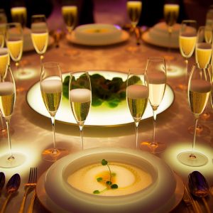Découvrez la recette de la soupe champagne raffinée