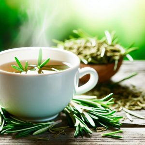 Tisane de romarin : quels dangers pour votre santé ?